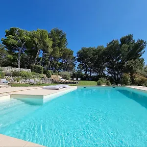 Couette-café Cosy En Provence - Piscine Chauffée, Pernes-les-Fontaines
